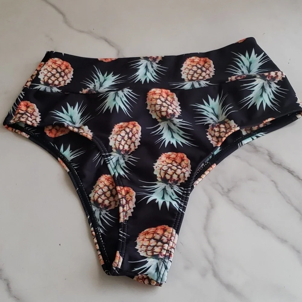 Summer Mae this bikini